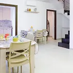 Celso E Saitta Per Saitta Holidays Quarto em Acomodações Particulares