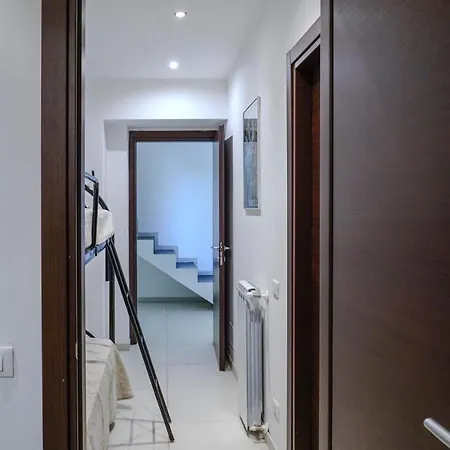 ホームステイ Celso E Saitta Per Saitta Holidays