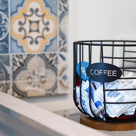 Celso E Saitta Per Saitta Holidays 民宿